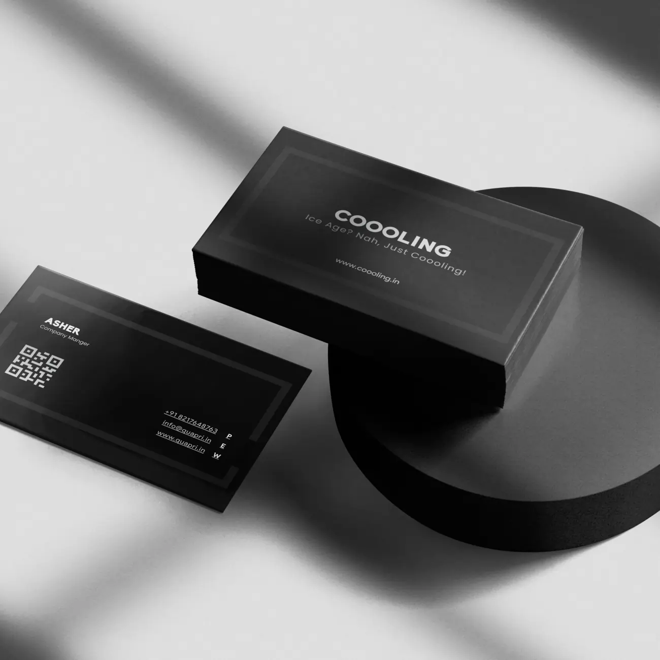 QR Code Business Cards – view 3