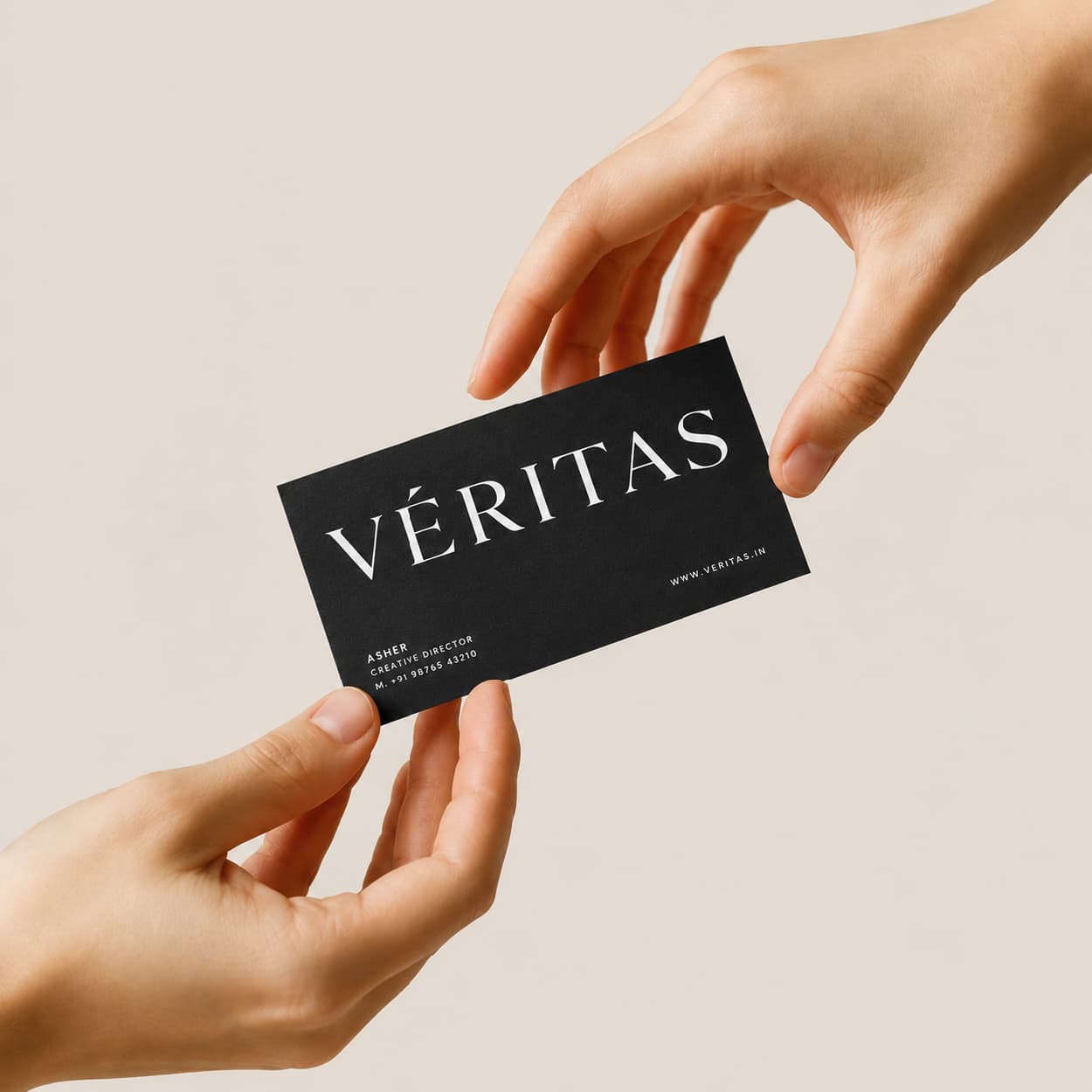 Custom Premium Visiting Cards